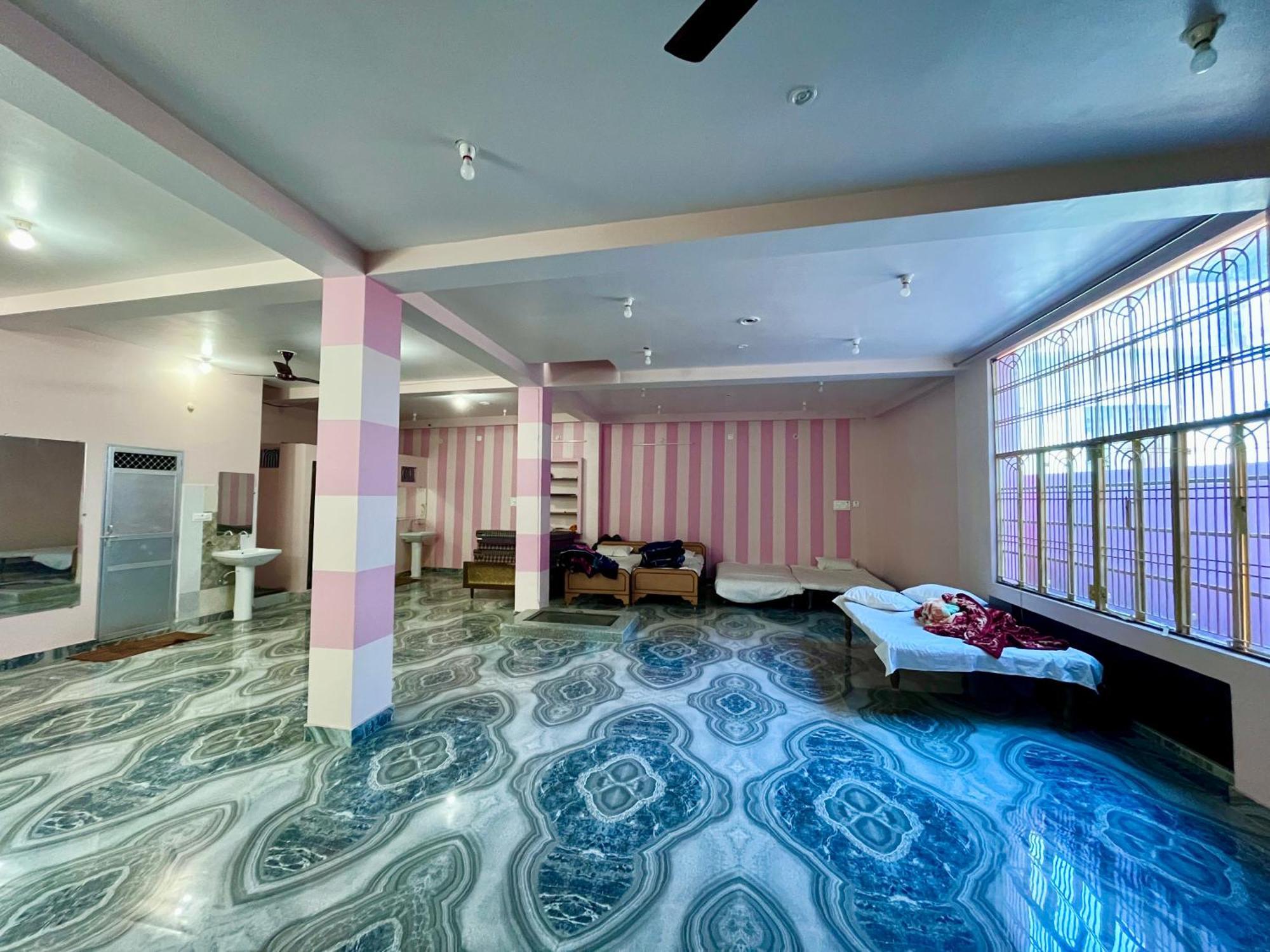 Trilok Residency - Dashashwamedh Varanasi Exterior photo