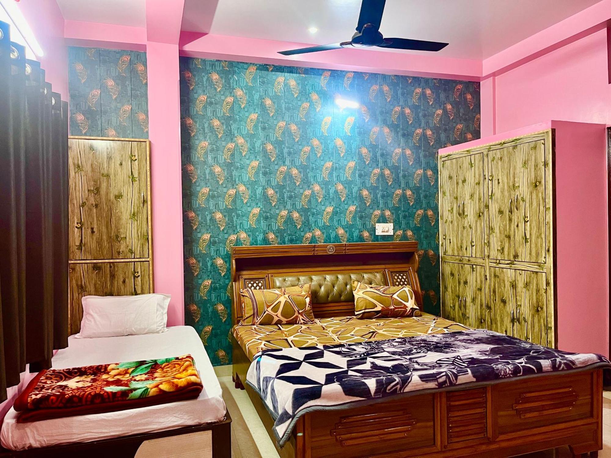 Trilok Residency - Dashashwamedh Varanasi Exterior photo