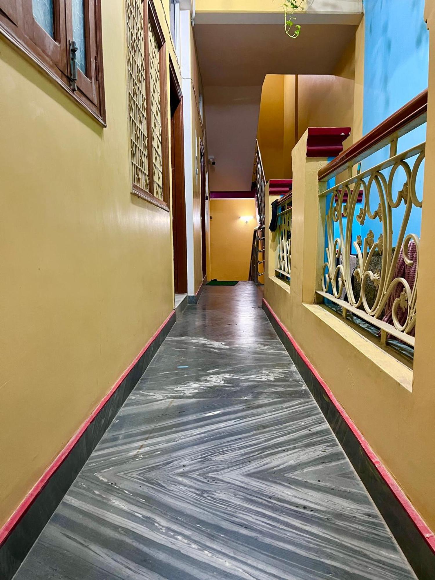 Trilok Residency - Dashashwamedh Varanasi Exterior photo
